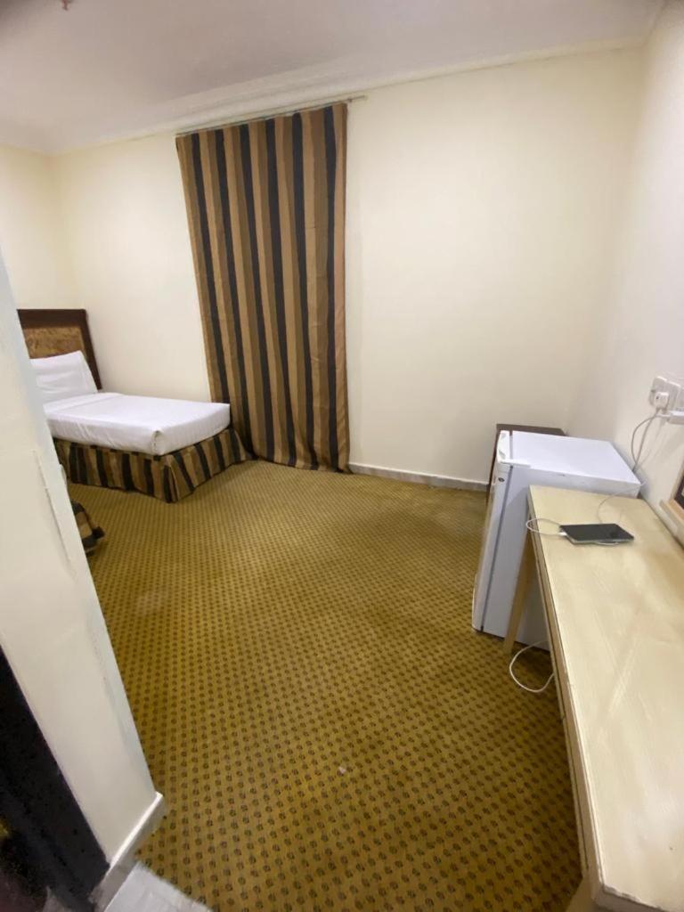 مبني واحة الجامعة Mabna Eljamea Hotel