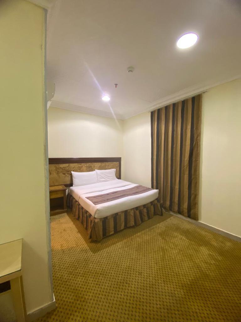 مبني واحة الجامعة Mabna Eljamea Hotel *